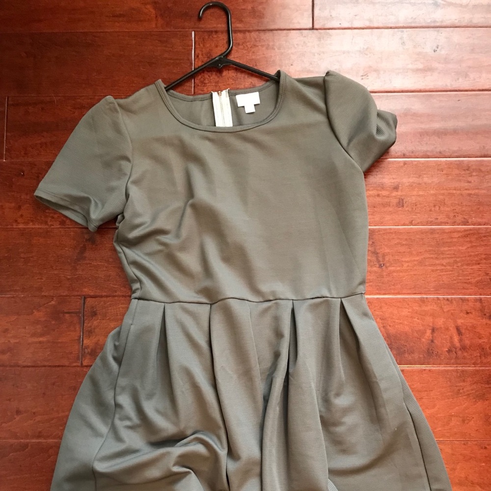 XL Lularoe Amelia Dress